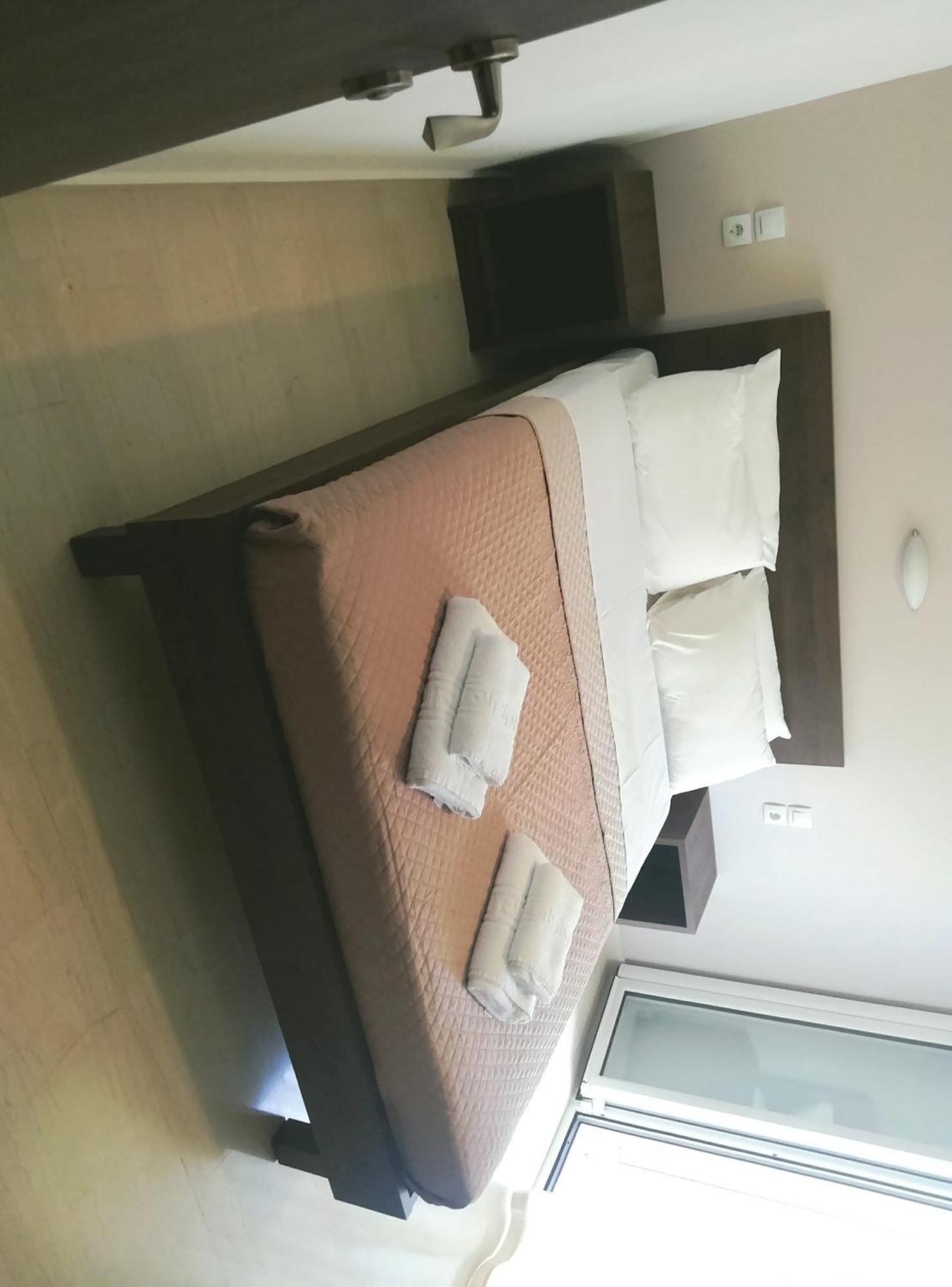 Hotel Thisvi Stalida Zimmer foto